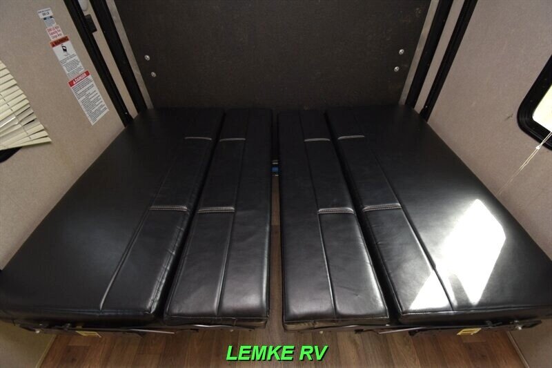 2018 Palomino Puma XLE Lite 25TFC   - Photo 18 - Rocklin, CA 95677