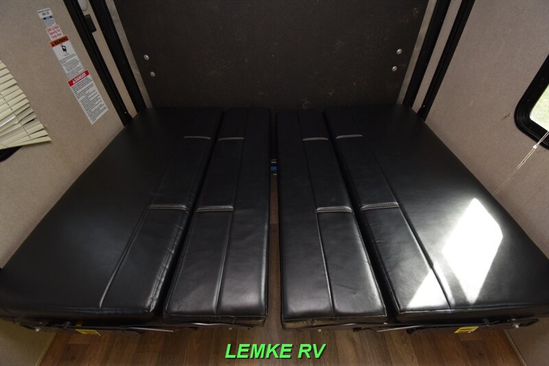 2018 Palomino Puma XLE Lite 25TFC   - Photo 24 - Rocklin, CA 95677