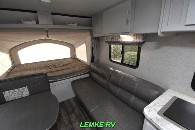 2019 Keystone Bullet Crossfire 1650EX   - Photo 13 - Rocklin, CA 95677