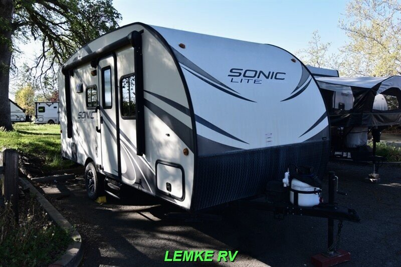 2017 Venture RV Sonic Lite SL169VBH   - Photo 1 - Rocklin, CA 95677