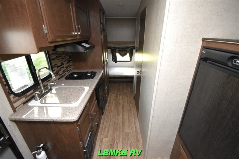 2017 Venture RV Sonic Lite SL169VBH   - Photo 2 - Rocklin, CA 95677