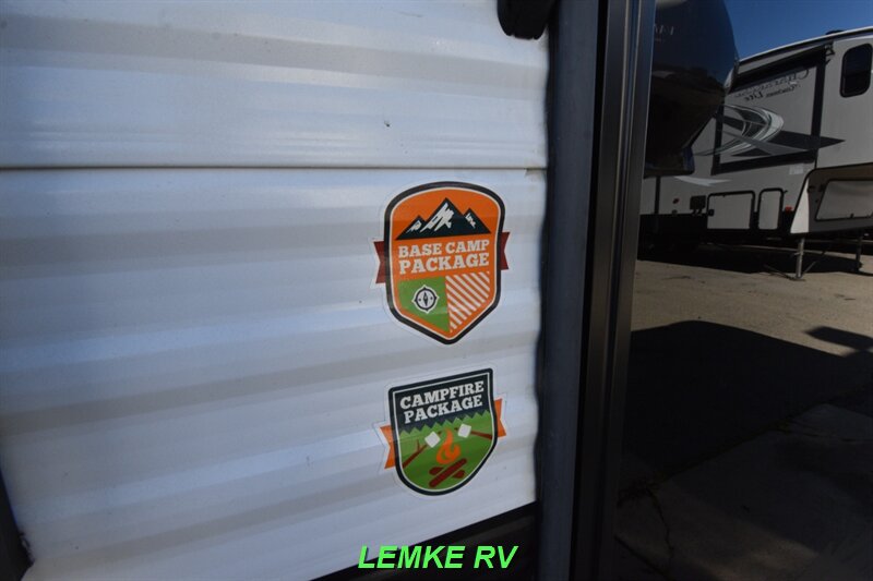 2025 Forest River Cherokee Grey Wolf 29TE   - Photo 28 - Rocklin, CA 95677