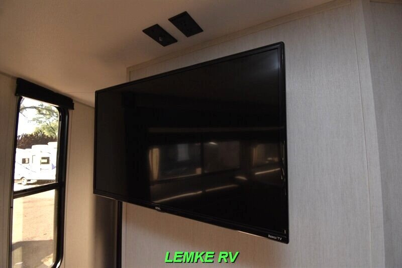 2025 Forest River Cherokee Grey Wolf 29TE   - Photo 25 - Rocklin, CA 95677