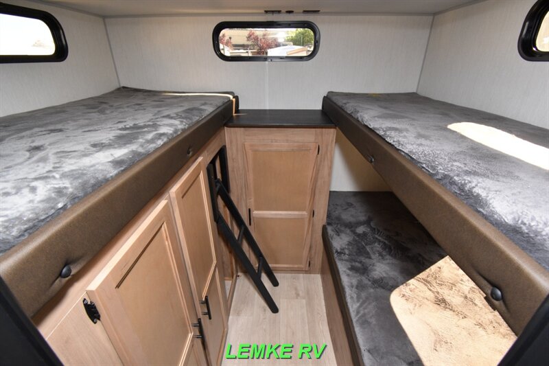 2025 Forest River Cherokee Grey Wolf 29TE   - Photo 19 - Rocklin, CA 95677