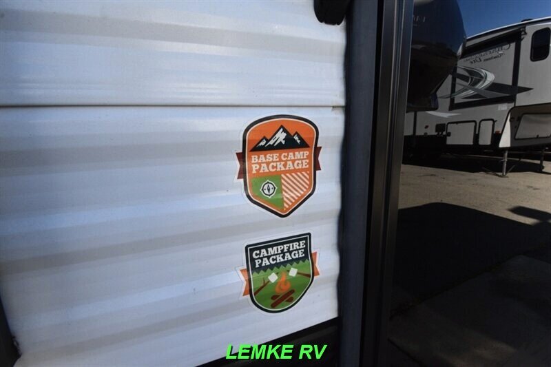 2025 Forest River Cherokee Grey Wolf 29TE   - Photo 26 - Rocklin, CA 95677