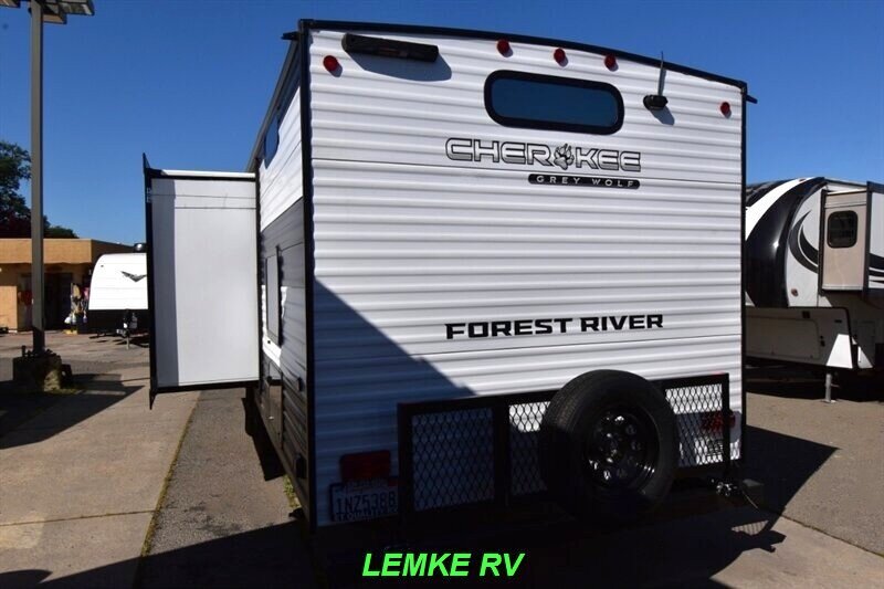 2025 Forest River Cherokee Grey Wolf 29TE   - Photo 7 - Rocklin, CA 95677