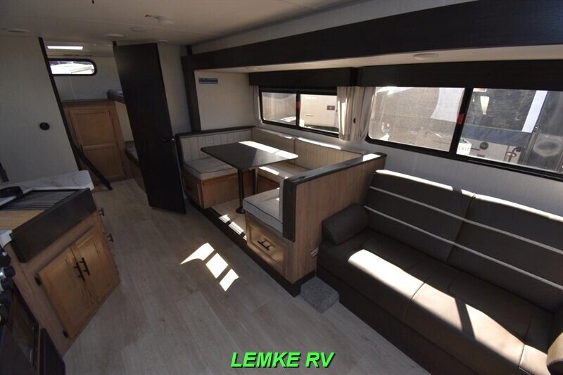 2025 Forest River Cherokee Grey Wolf 29TE   - Photo 15 - Rocklin, CA 95677