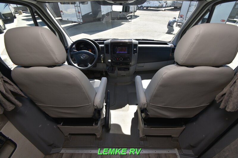 2014 Roadtrek RS Adventurous   - Photo 19 - Rocklin, CA 95677