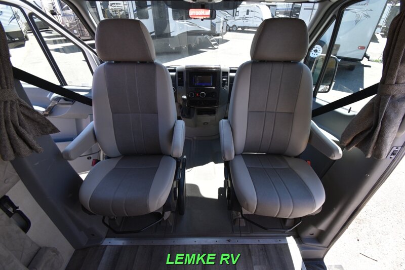 2014 Roadtrek RS Adventurous   - Photo 24 - Rocklin, CA 95677