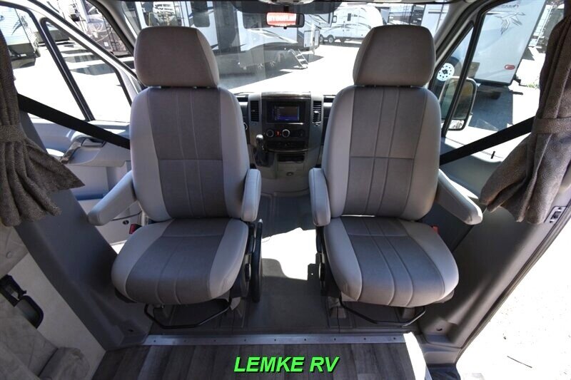 2014 Roadtrek RS Adventurous   - Photo 24 - Rocklin, CA 95677