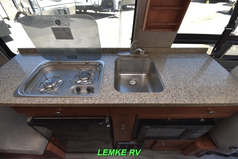 2014 Roadtrek RS Adventurous   - Photo 19 - Rocklin, CA 95677