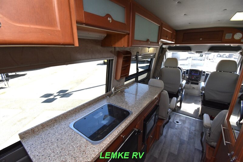 2014 Roadtrek RS Adventurous   - Photo 18 - Rocklin, CA 95677