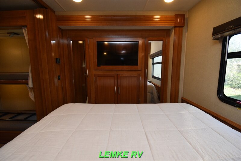 2019 Coachmen Pursuit 33BH   - Photo 15 - Rocklin, CA 95677