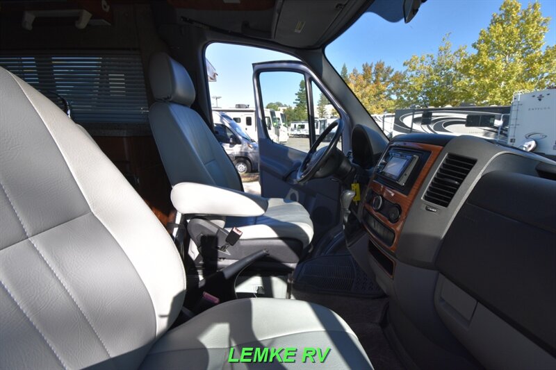 2013 Roadtrek SS Agile   - Photo 26 - Rocklin, CA 95677