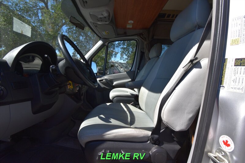 2013 Roadtrek SS Agile   - Photo 24 - Rocklin, CA 95677