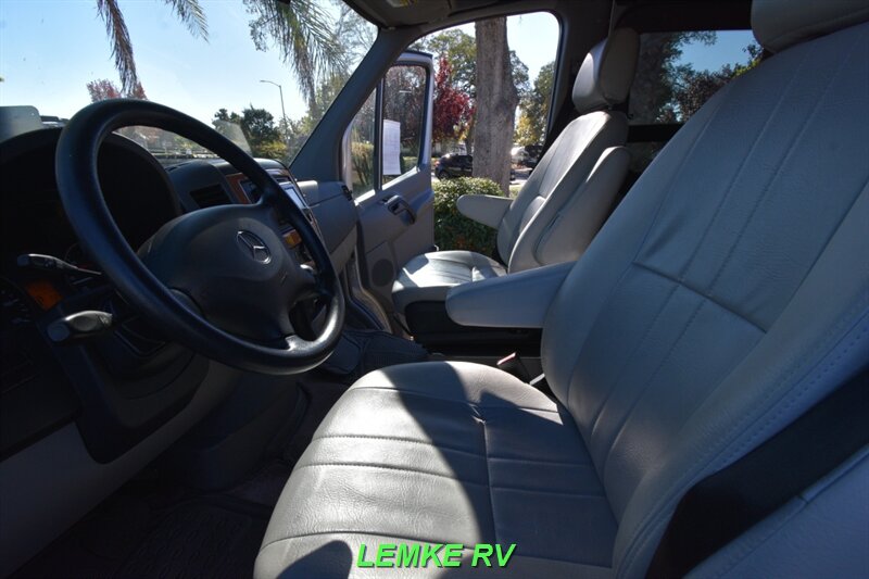 2013 Roadtrek SS Agile   - Photo 10 - Rocklin, CA 95677