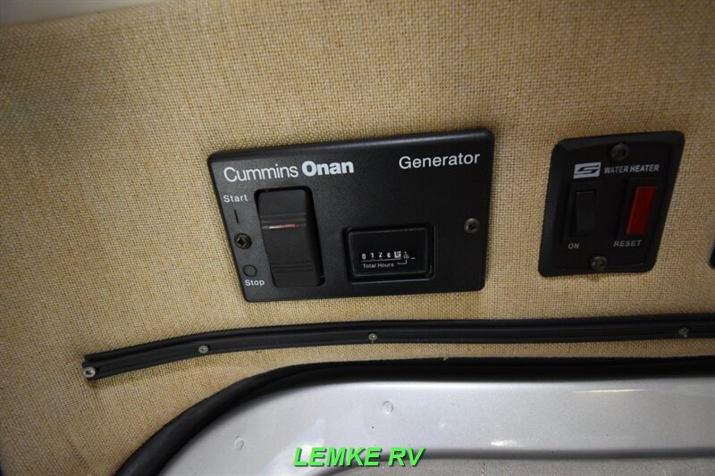 2013 Roadtrek SS Agile   - Photo 27 - Rocklin, CA 95677