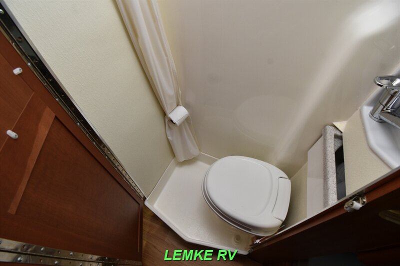 2013 Roadtrek SS Agile   - Photo 16 - Rocklin, CA 95677