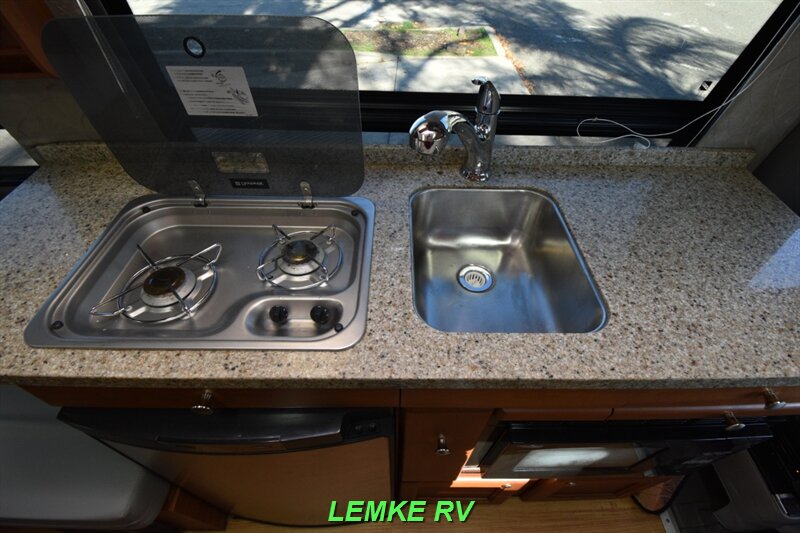 2013 Roadtrek SS Agile   - Photo 15 - Rocklin, CA 95677