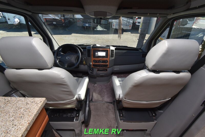 2013 Roadtrek SS Agile   - Photo 24 - Rocklin, CA 95677