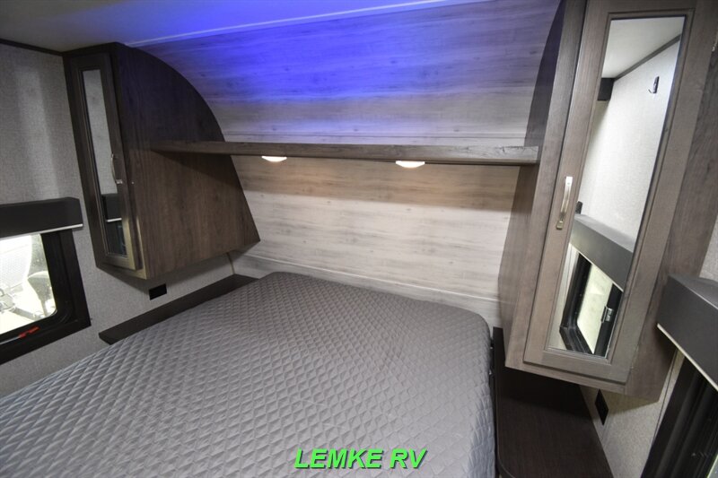 2021 Jayco Jay Flight SLX 8 267BHS   - Photo 18 - Rocklin, CA 95677