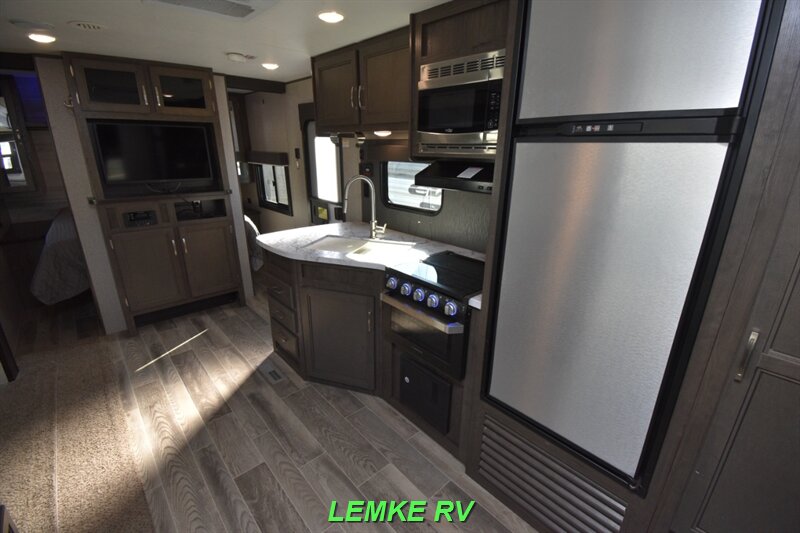 2021 Jayco Jay Flight SLX 8 267BHS   - Photo 14 - Rocklin, CA 95677