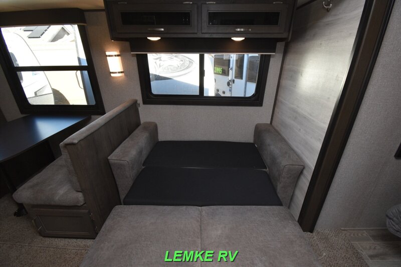 2021 Jayco Jay Flight SLX 8 267BHS   - Photo 24 - Rocklin, CA 95677