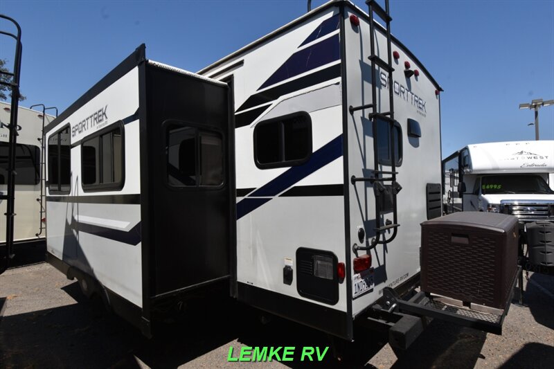 2020 Venture RV Sporttrek 251VRK   - Photo 7 - Rocklin, CA 95677