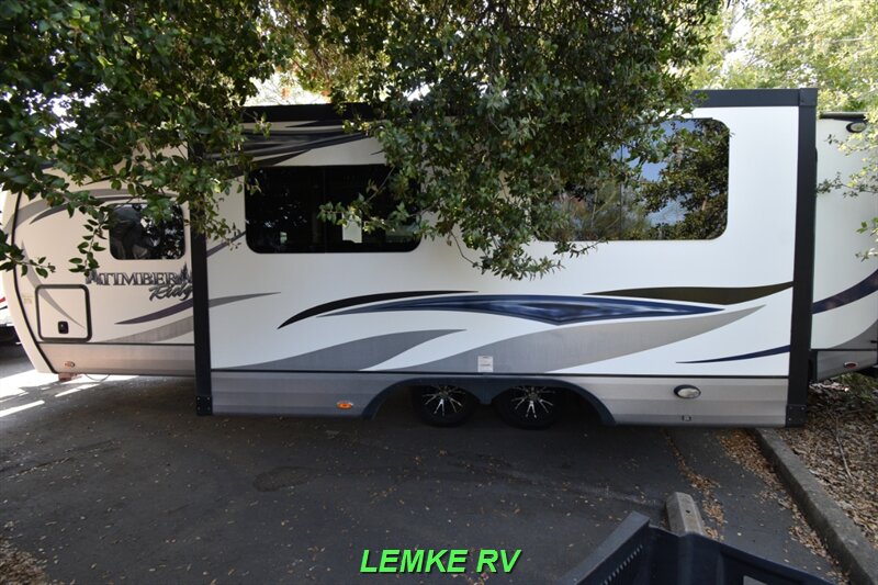 2016 Outdoors RV Timber Ridge 270DBHS   - Photo 8 - Rocklin, CA 95677