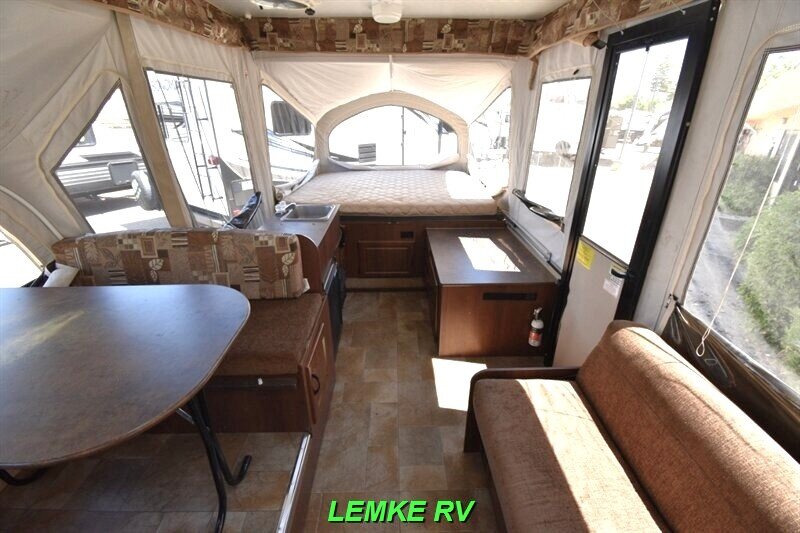 2015 Jayco Jay Series 1209SC   - Photo 5 - Rocklin, CA 95677