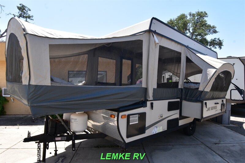 2015 Jayco Jay Series 1209SC   - Photo 6 - Rocklin, CA 95677