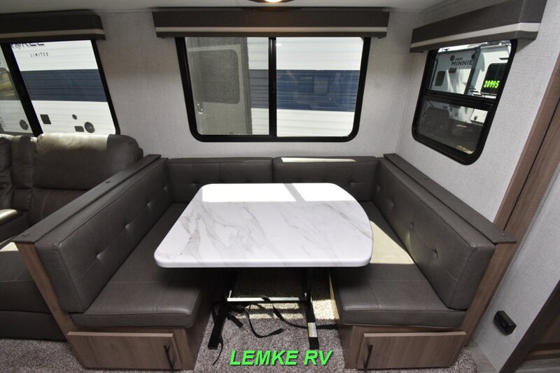 2023 Grand Design Imagine 2910BH   - Photo 14 - Rocklin, CA 95677