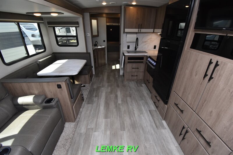 2023 Grand Design Imagine 2910BH   - Photo 5 - Rocklin, CA 95677