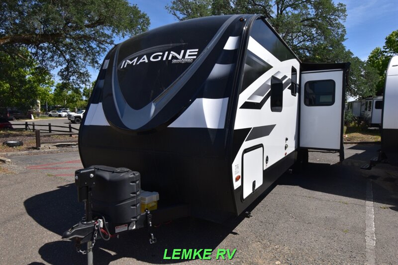 2023 Grand Design Imagine 2910BH   - Photo 6 - Rocklin, CA 95677