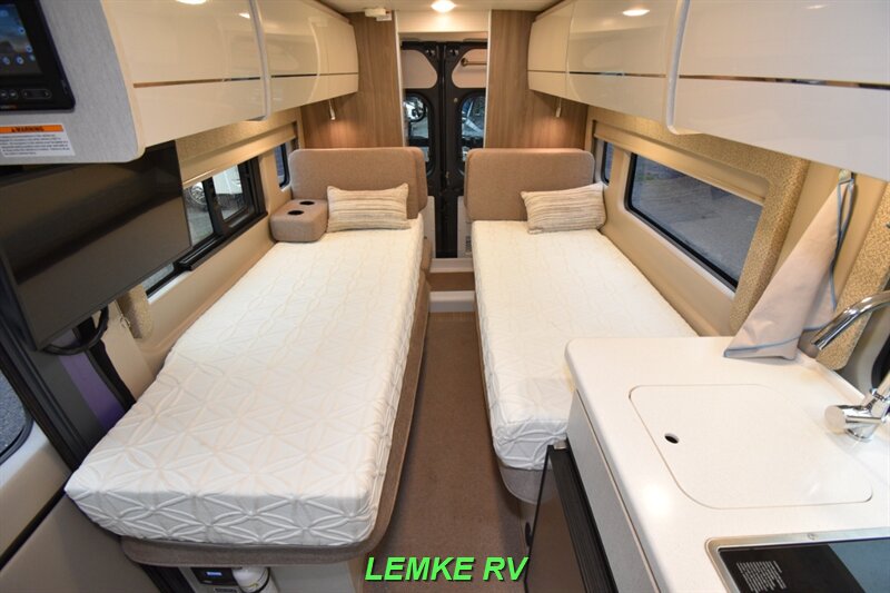 2022 Thor Tellaro 20L  