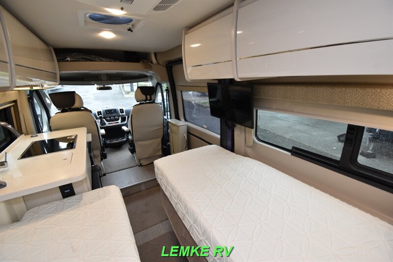 2022 Thor Tellaro 20L   - Photo 17 - Rocklin, CA 95677