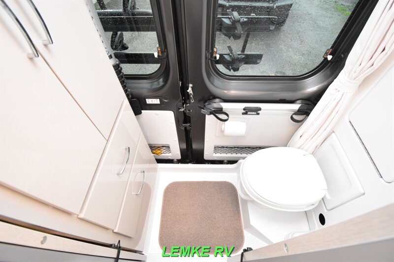 2022 Thor Tellaro 20L   - Photo 18 - Rocklin, CA 95677