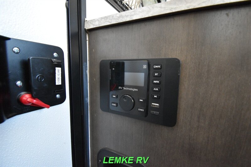 2021 Forest River Rockwood A122   - Photo 20 - Rocklin, CA 95677