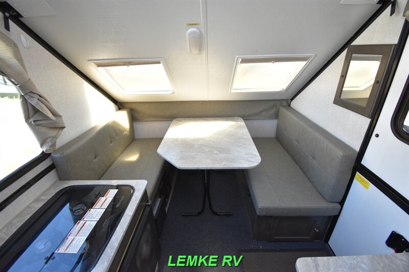 2021 Forest River Rockwood A122   - Photo 5 - Rocklin, CA 95677