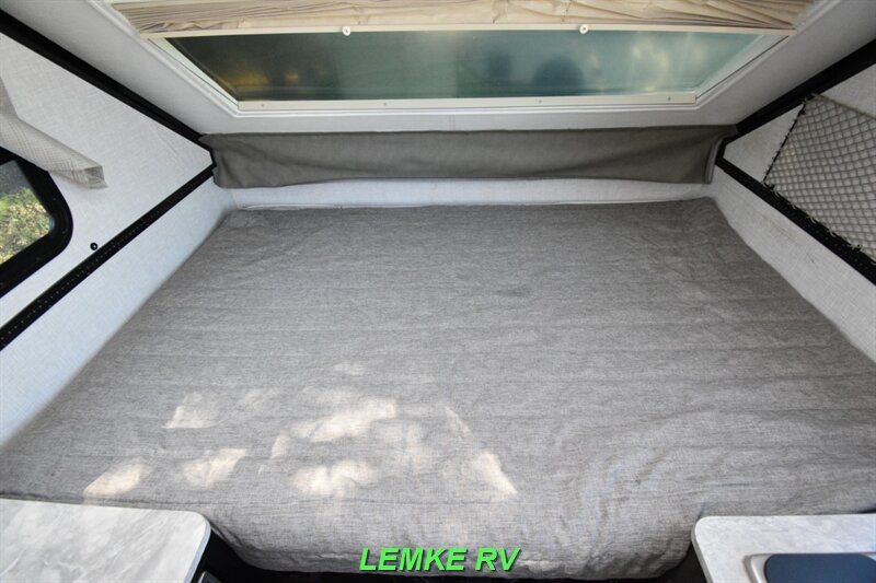 2021 Forest River Rockwood A122   - Photo 15 - Rocklin, CA 95677