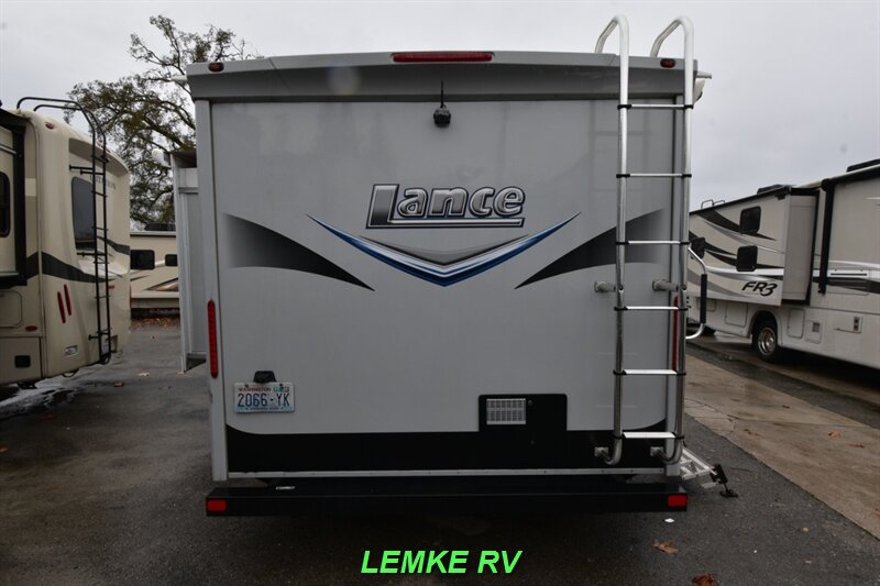 2019 Lance 1995   - Photo 8 - Rocklin, CA 95677