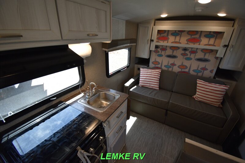 2019 Forest River Rockwood Geo Pro 19FD   - Photo 13 - Rocklin, CA 95677