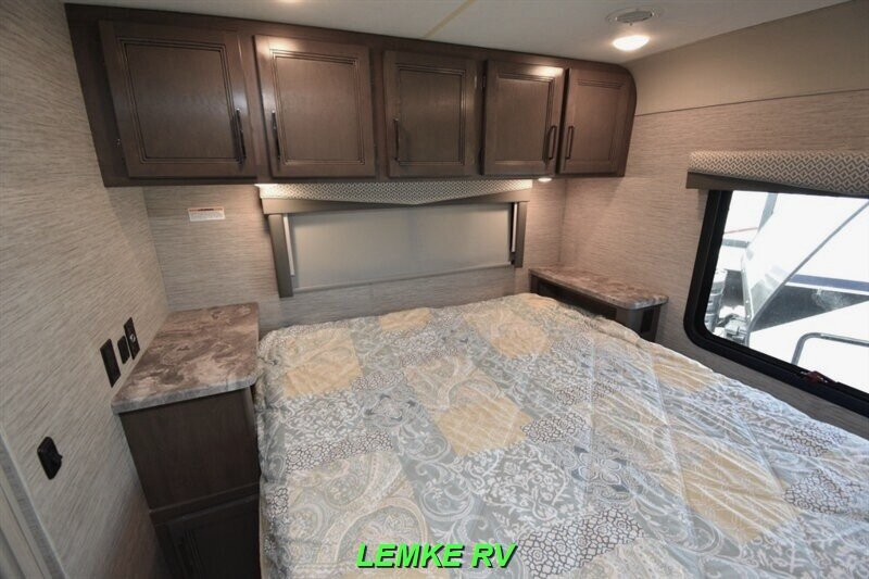 2022 Thor Four Winds 31W   - Photo 17 - Rocklin, CA 95677