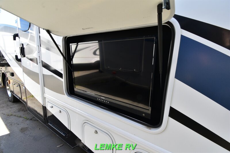 2022 Thor Four Winds 31W   - Photo 30 - Rocklin, CA 95677