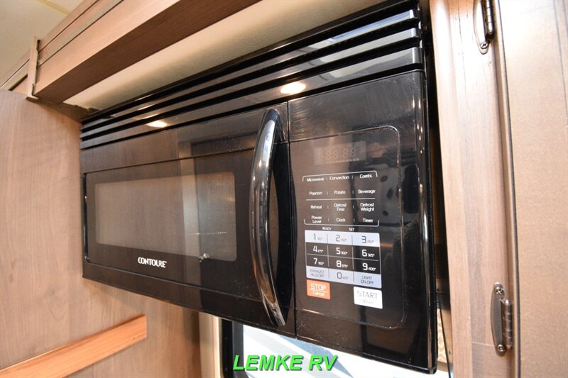 2022 Thor Four Winds 31W   - Photo 15 - Rocklin, CA 95677