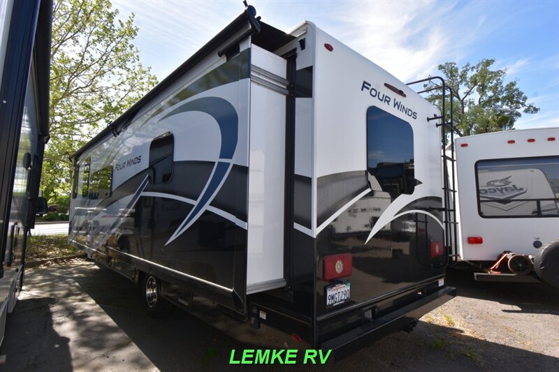 2022 Thor Four Winds 31W   - Photo 8 - Rocklin, CA 95677