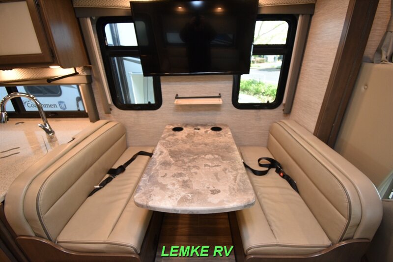 2022 Thor Four Winds 31W   - Photo 13 - Rocklin, CA 95677