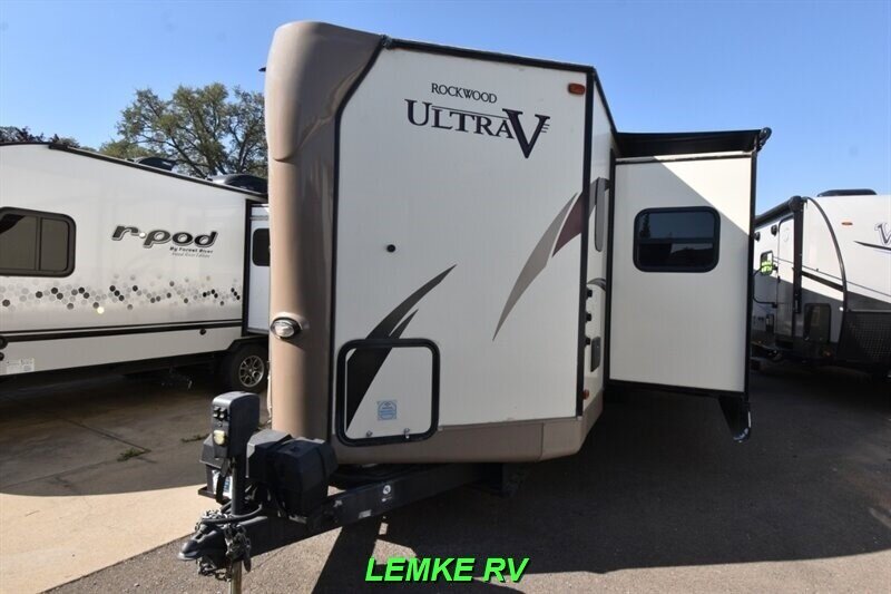 2017 Forest River Rockwood Ultra V 2715VS   - Photo 6 - Rocklin, CA 95677