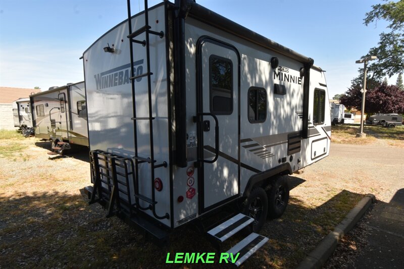 2021 Winnebago Micro Minnie 1808FBS   - Photo 9 - Rocklin, CA 95677