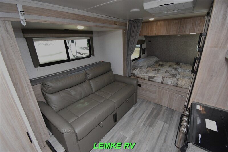 2021 Winnebago Micro Minnie 1808FBS   - Photo 11 - Rocklin, CA 95677